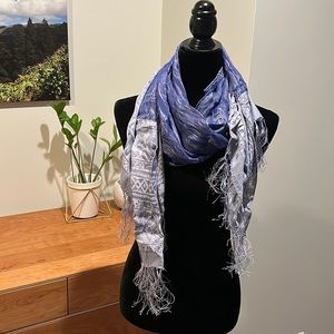 Shimmery beautiful dressy lavender blue scarf
